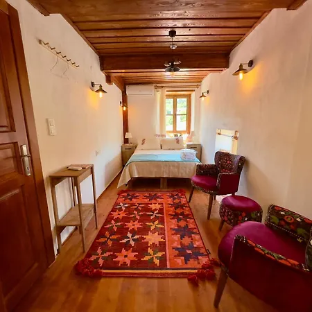 Cirkince Sirince Δωμάτια σε οικογενειακή κατοικία